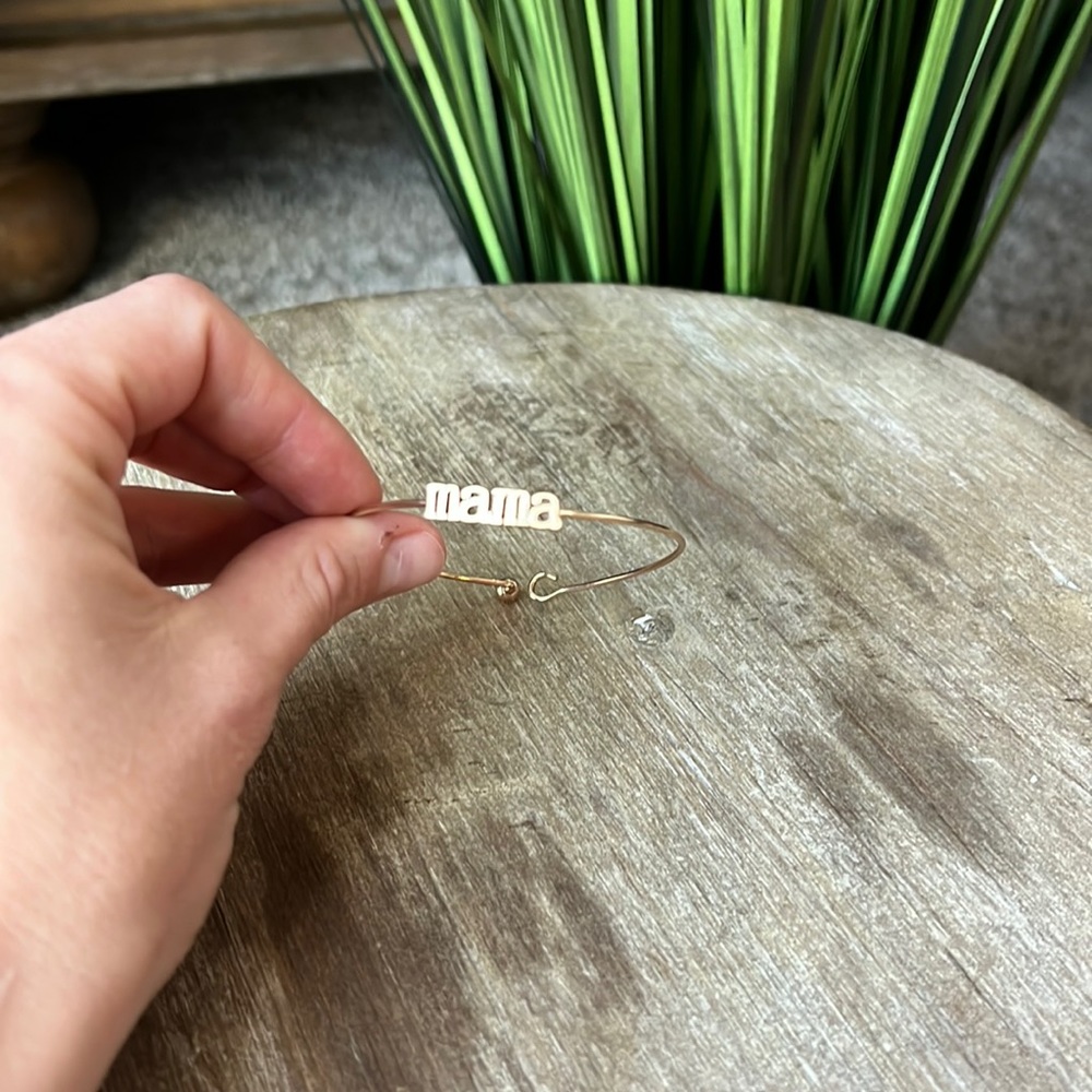 Mama gold bracelet. Great for stacking.